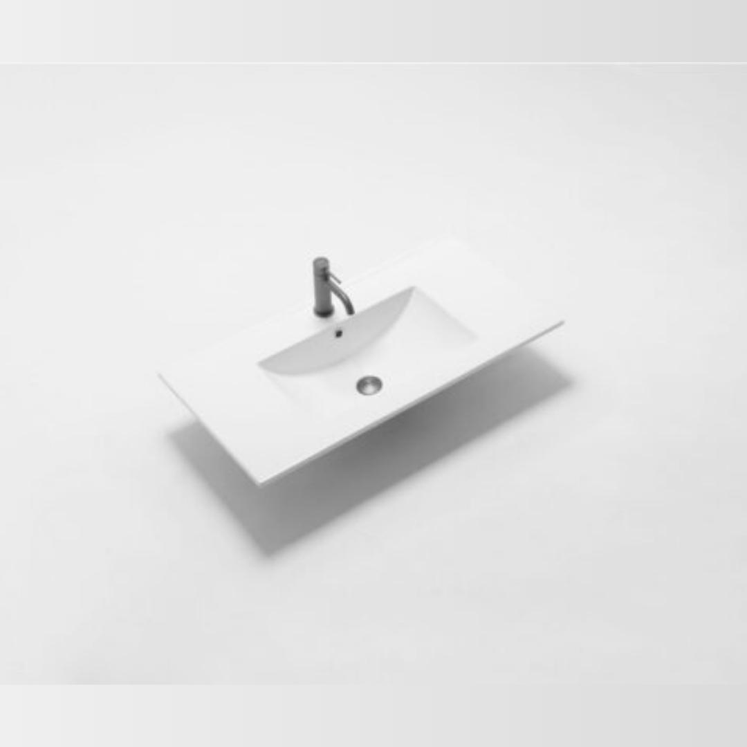Handy 900mm Gloss White ceramic top with overflow